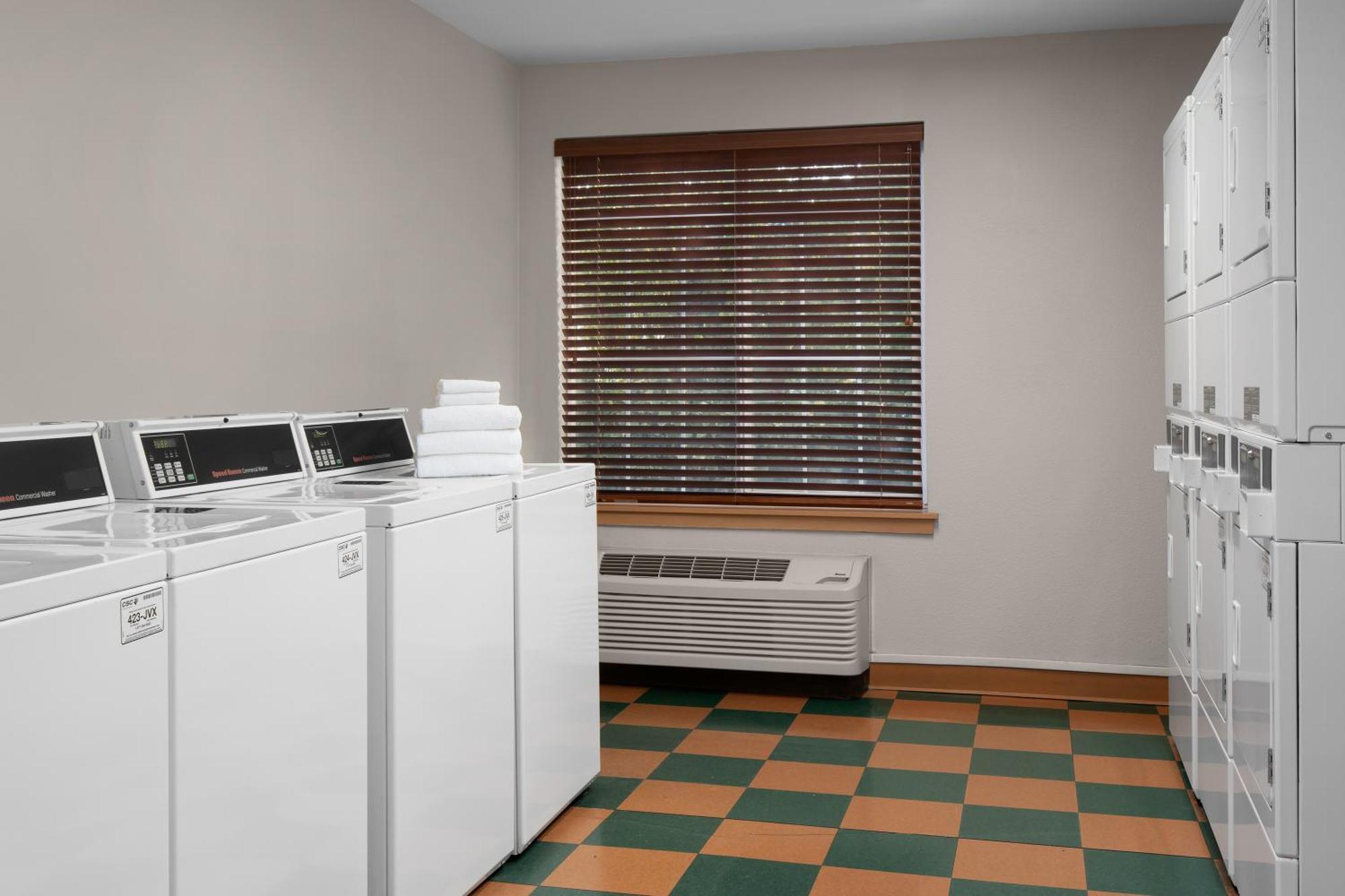 Larkspur Landing Extended Stay Suites Renton Exteriör bild
